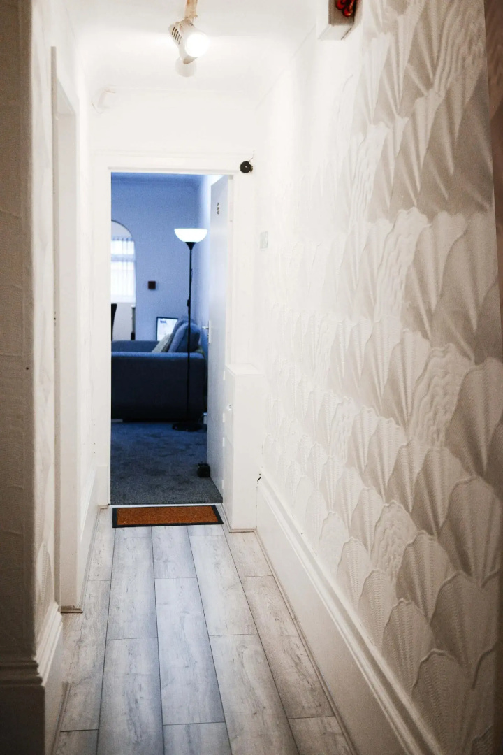 Photo - Bridle Lodge Apartments