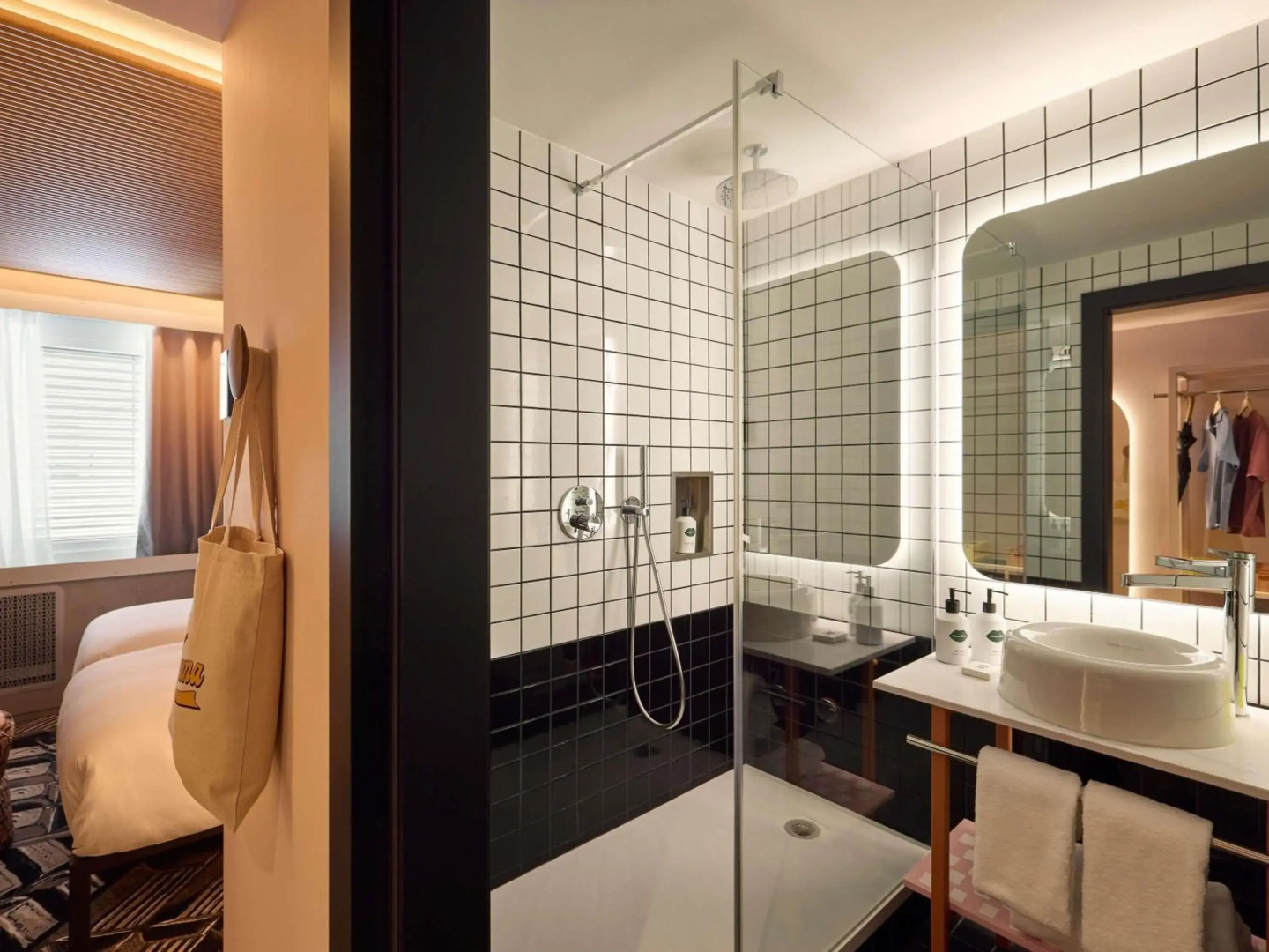 Photo - Mama Shelter Zurich