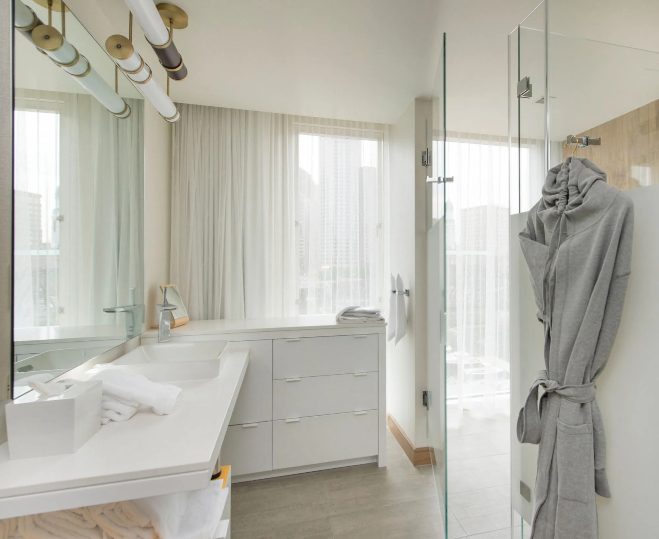 Photo - The Envoy Hotel, Autograph Collection