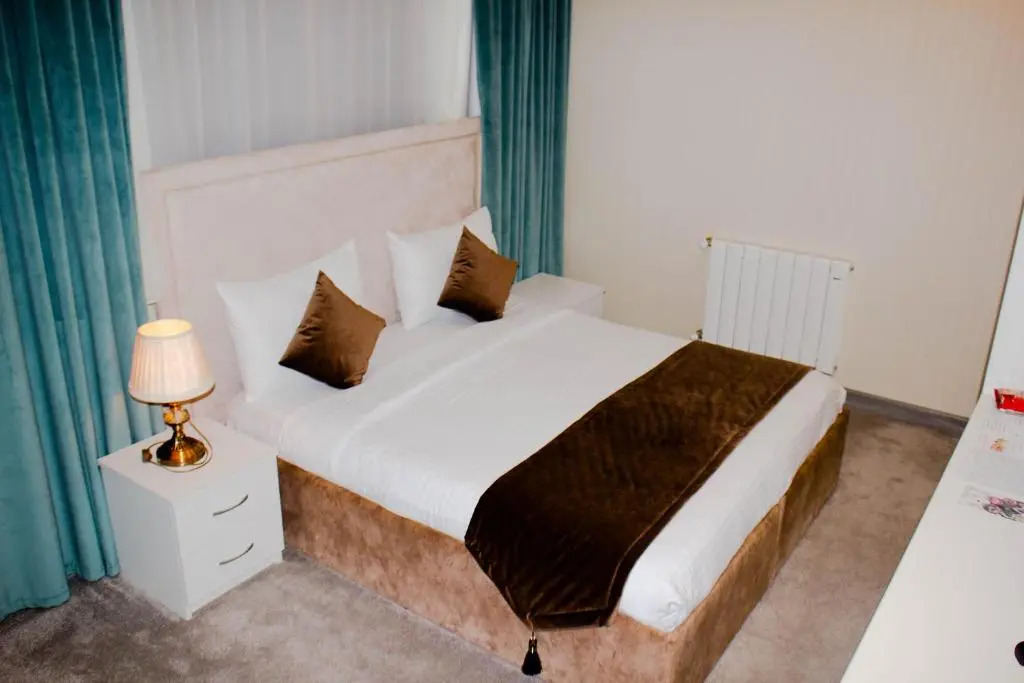 Photo - Old Sunday Hotel