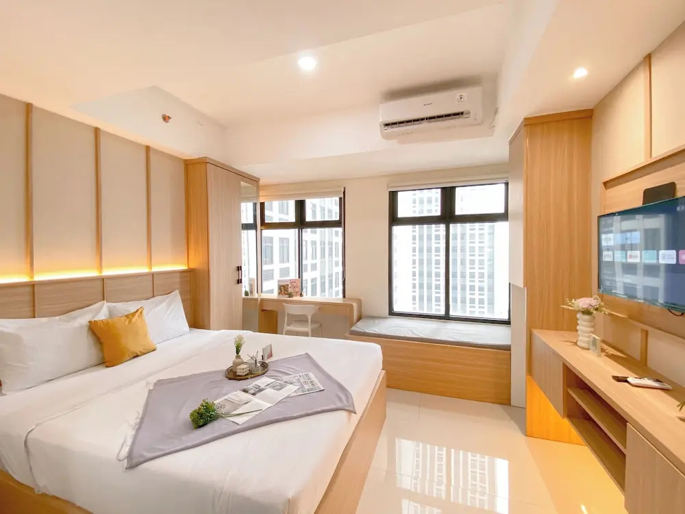 Cozy And Modern Studio Room Apartment Pollux Chadstone