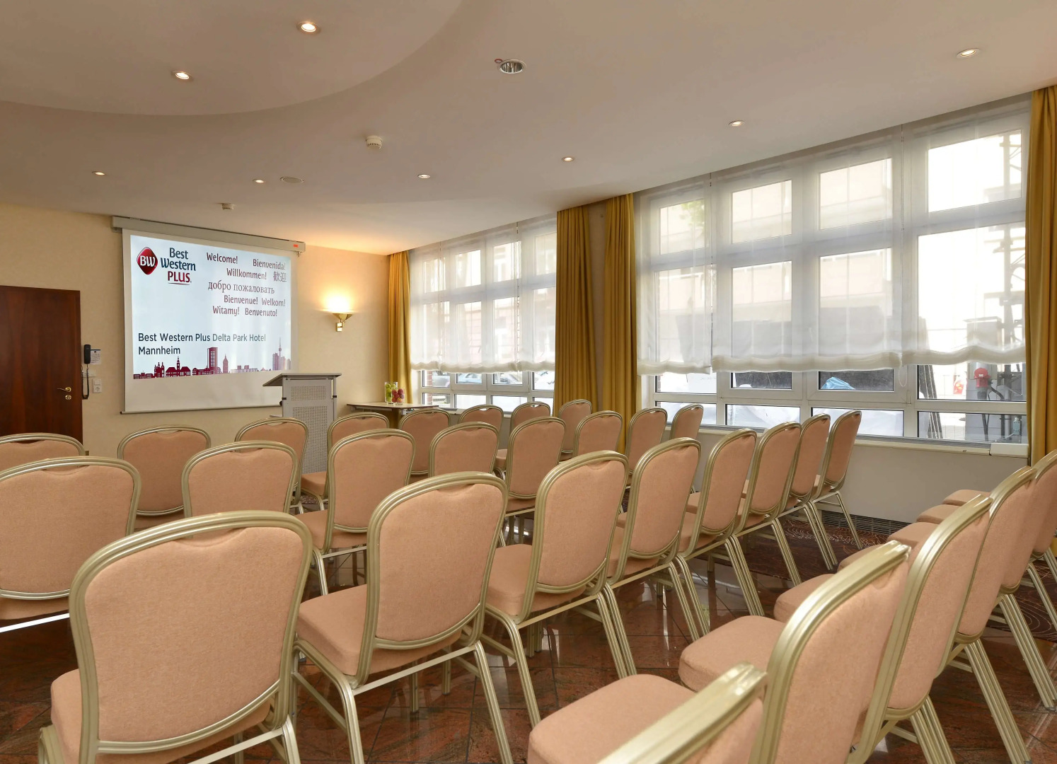 Photo - Best Western Plus Delta Park Hotel