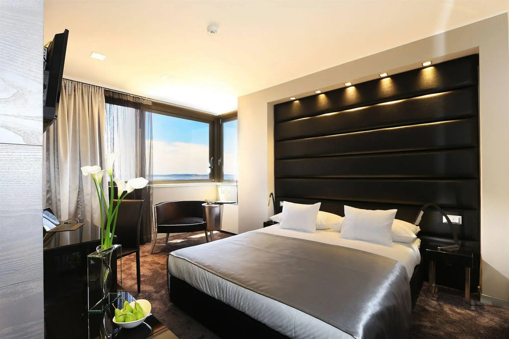 Photo - The View Luxury Rooms