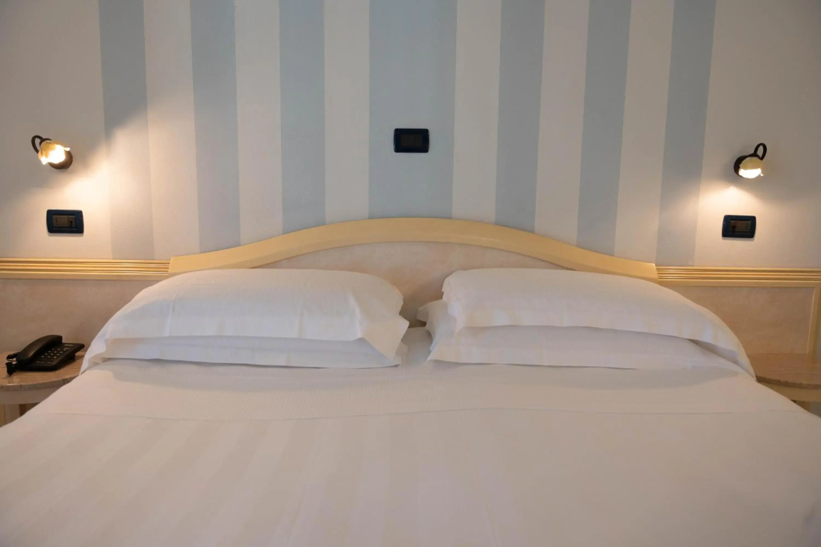 Photo - Hotel London
