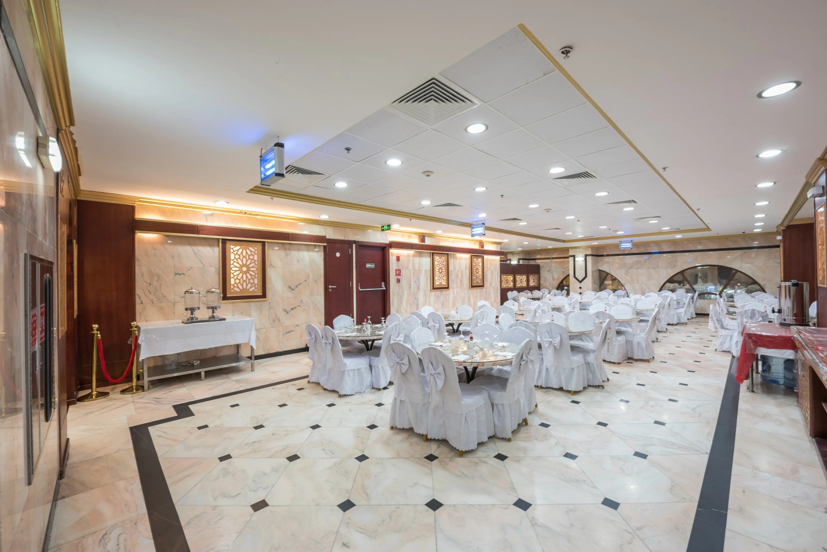 Photo - Odst ALMADINA HOTEL