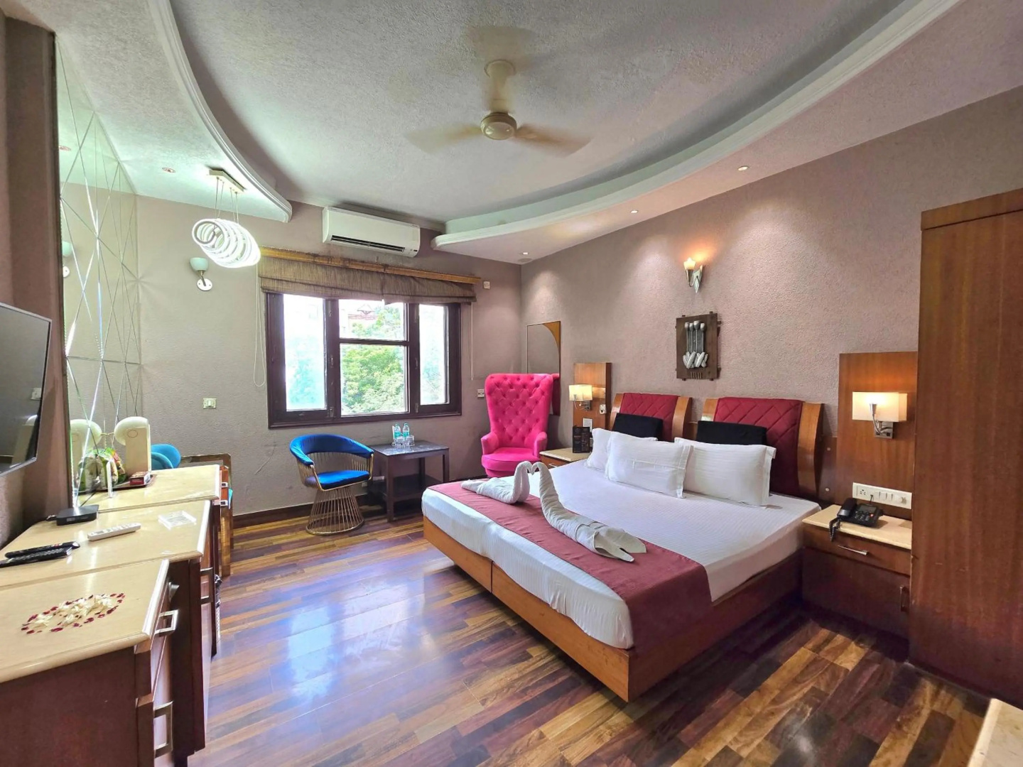 Photo - Royal Castle Grand