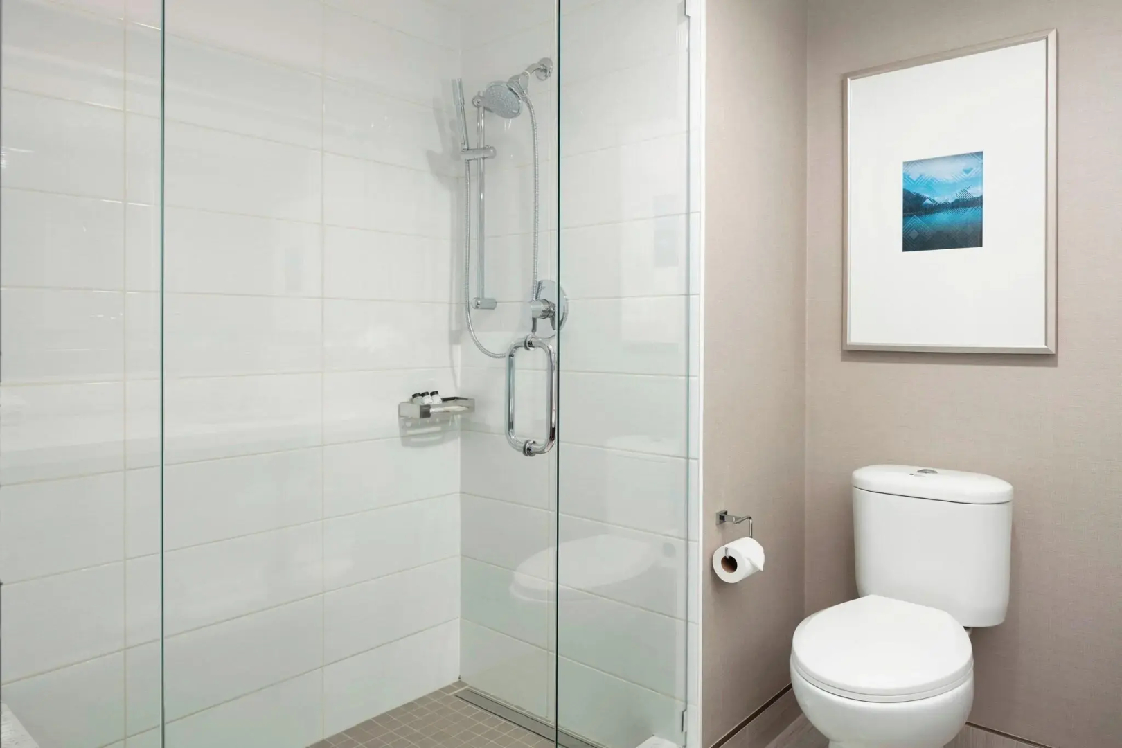 Photo - Sheraton Vancouver Guildford Hotel