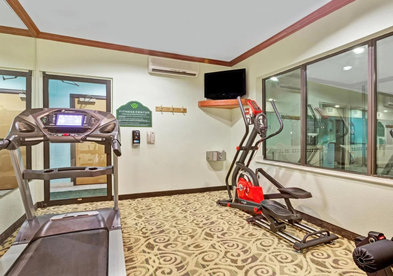Photo - Wingate By Wyndham Houston / Willowbrook
