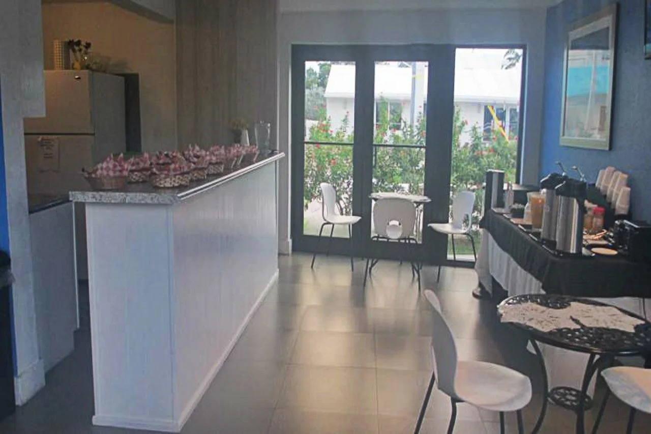 Photo - Shalimar Motel