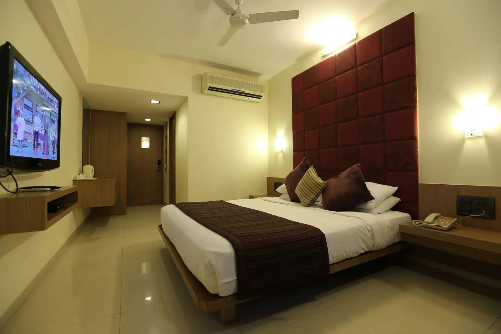 Foto - Hotel The Silver Inn Mumbai