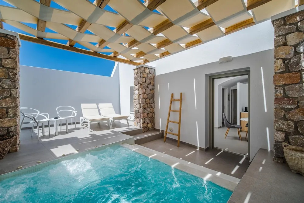 Photo - Symphony Suites Santorini