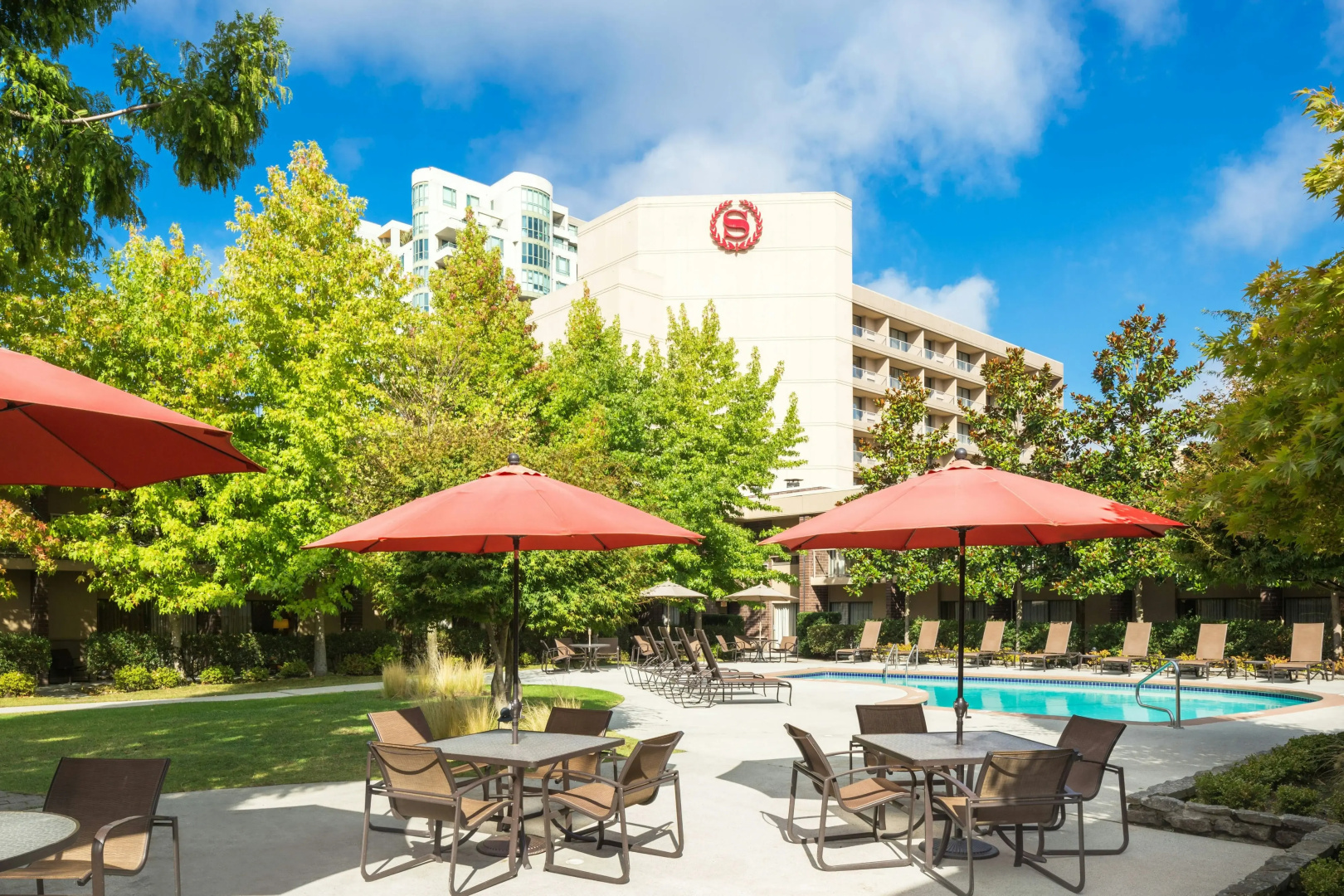 Photo - Sheraton Vancouver Airport Hotel