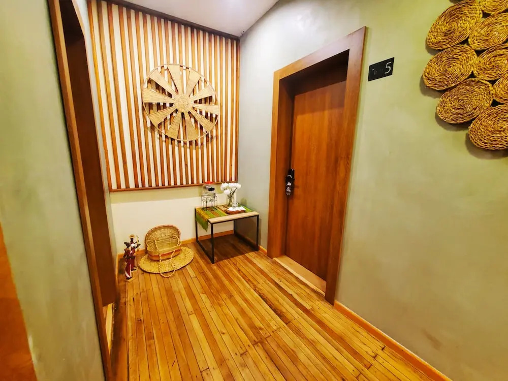 Photo - Sun Backpackers