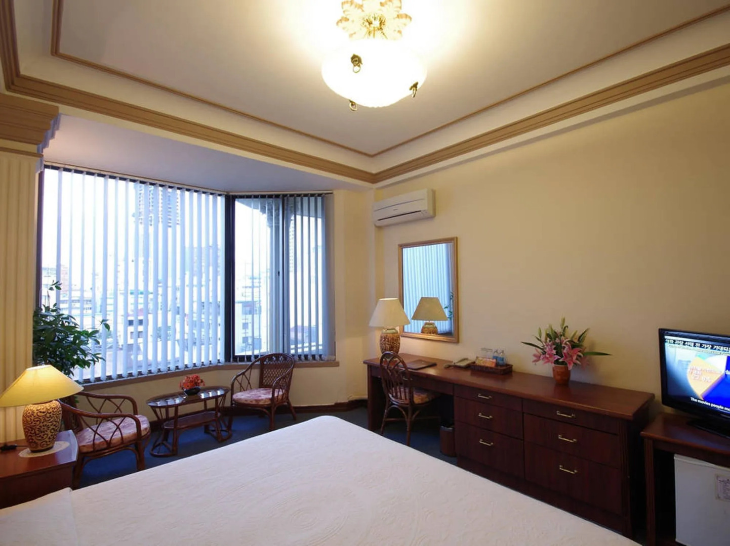 Photo - The Spring Hotel