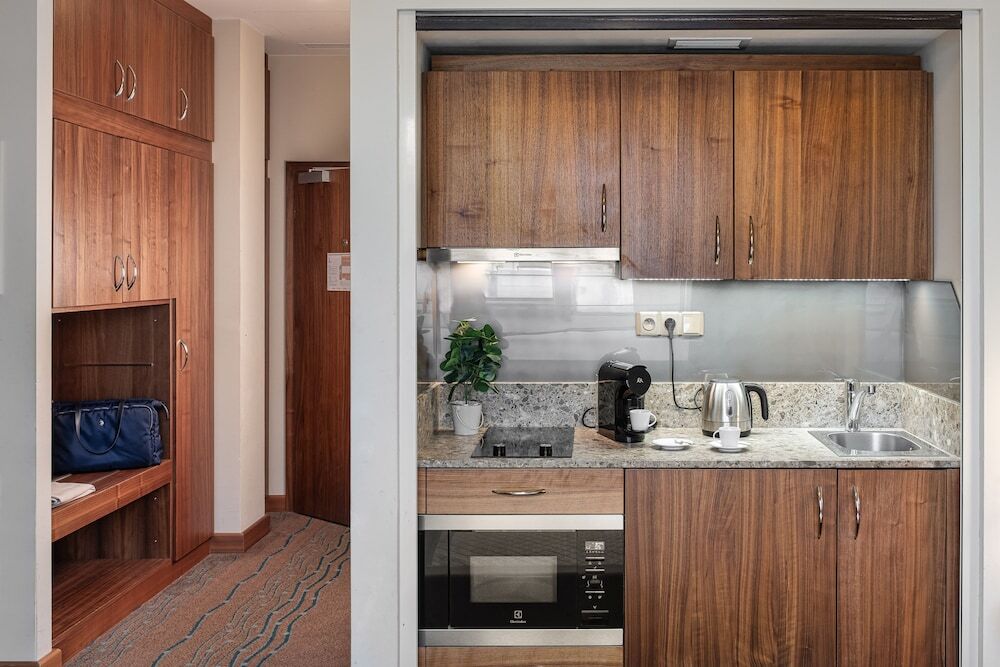 Foto - Crown Palace Apartments by Adrez