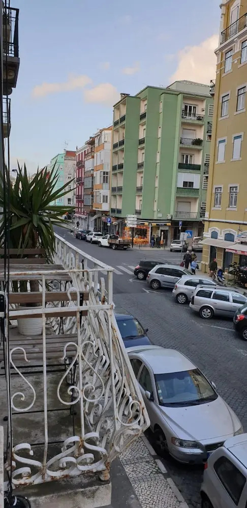 Foto - A Better Place by Lisbon II