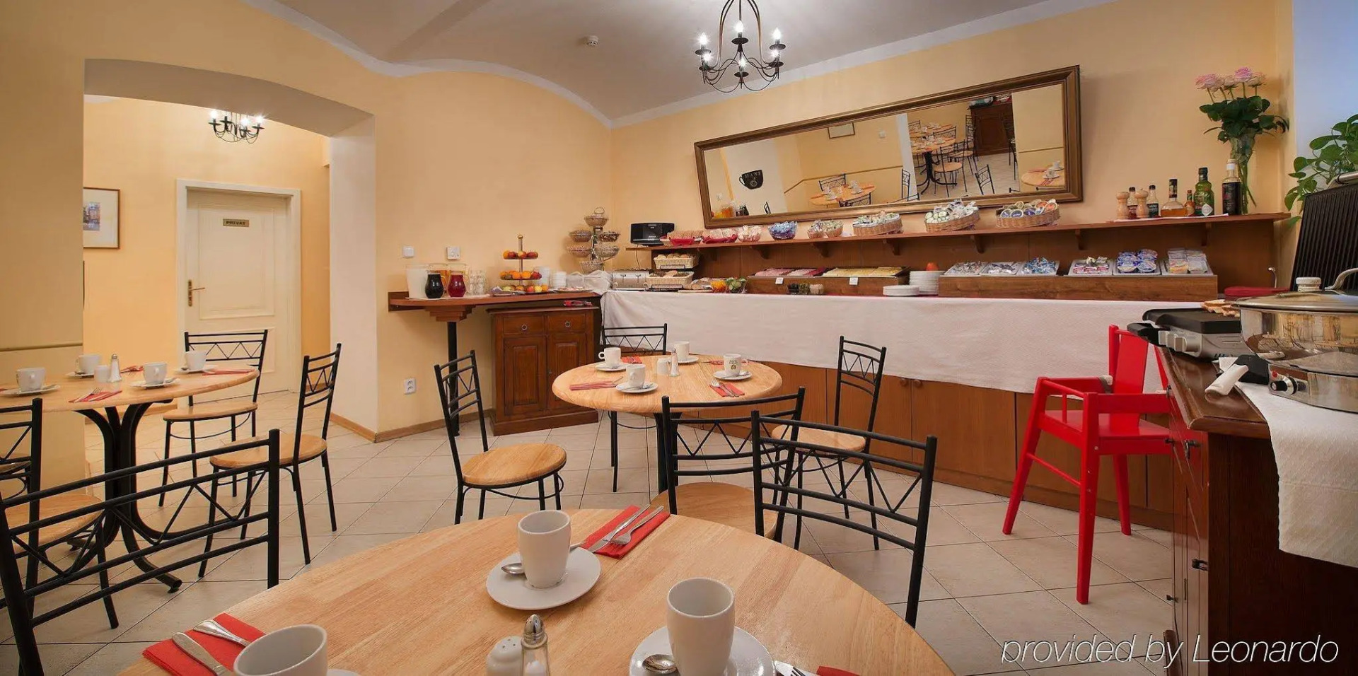 Photo - Hotel Suite Home Prague