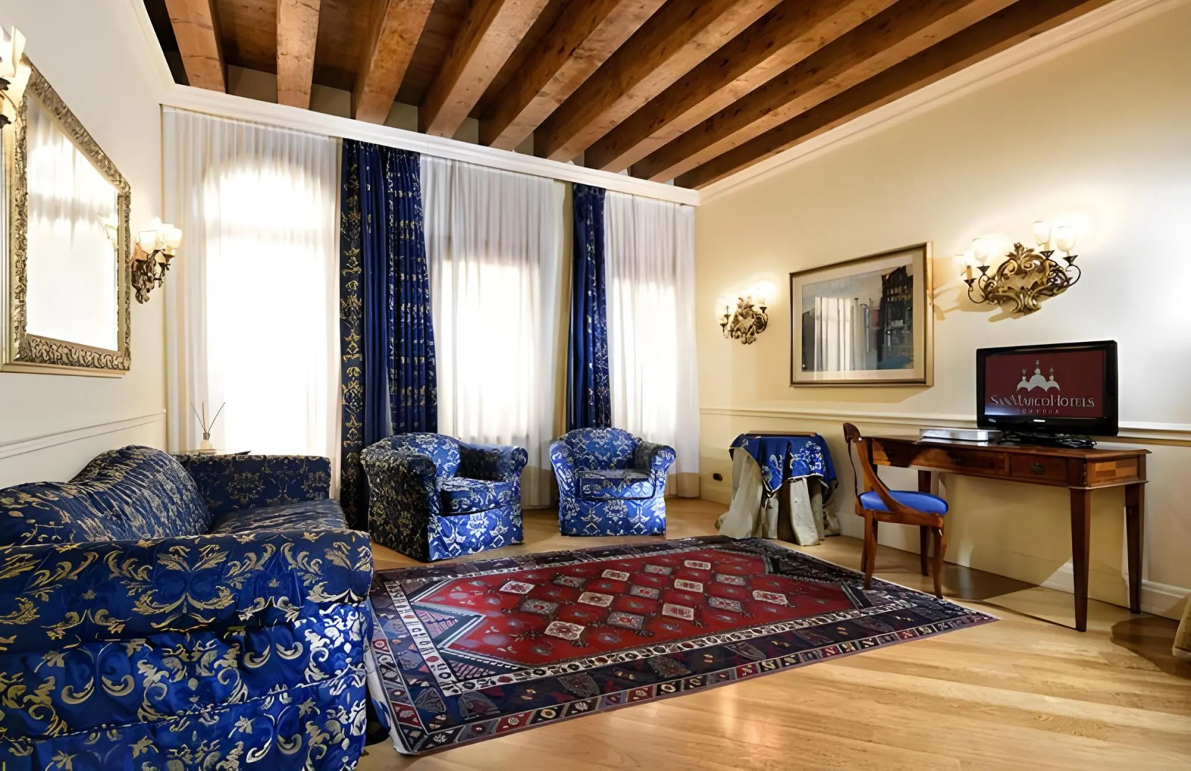 Foto - Suites Torre Dell'Orologio