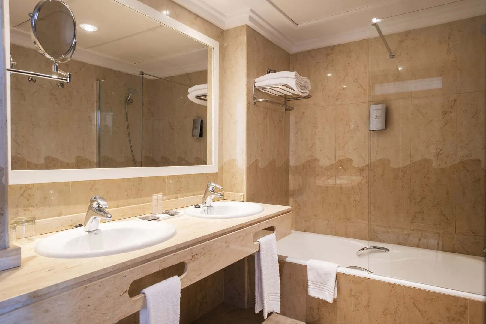 Photo - Inturotel Sa Marina