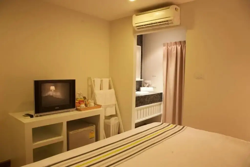 Photo - The Phoenix Hotel Bangkok