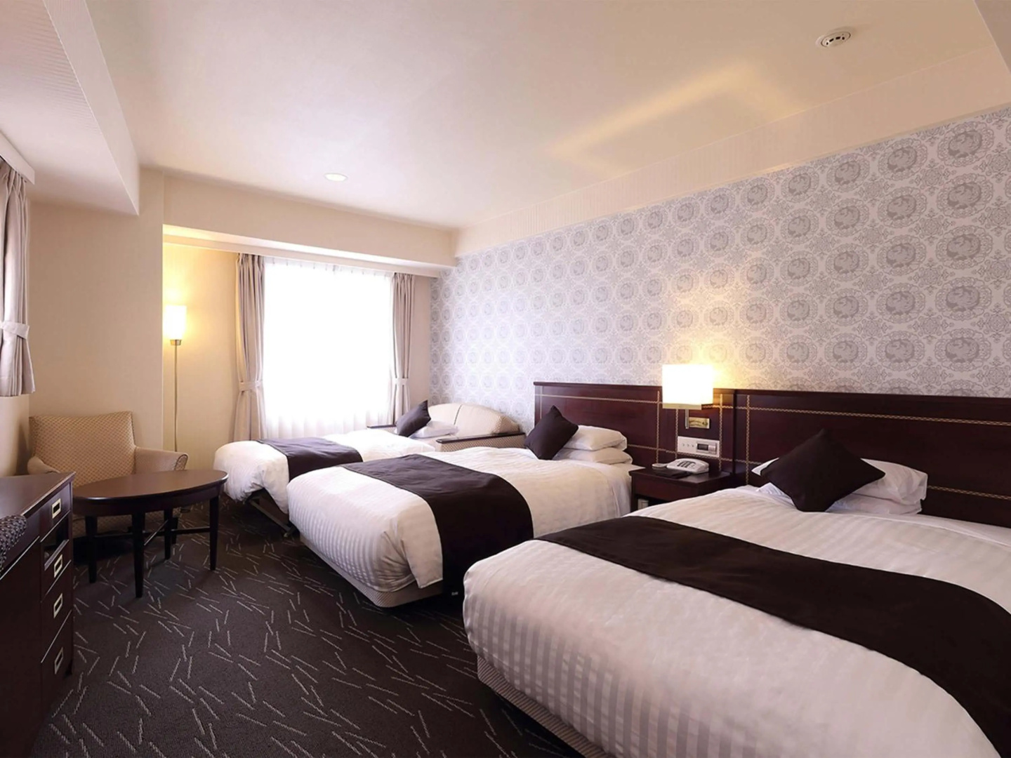 Photo - Nishitetsu Grand Hotel