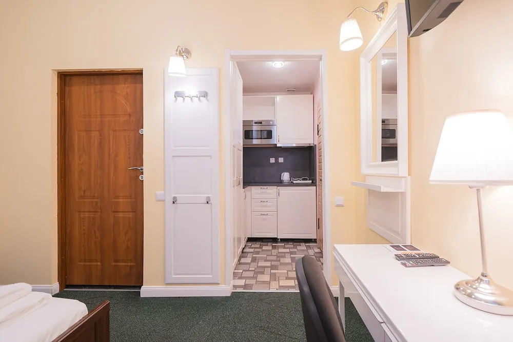 Photo - Station Self Check-in Apartments - Lollo Stay