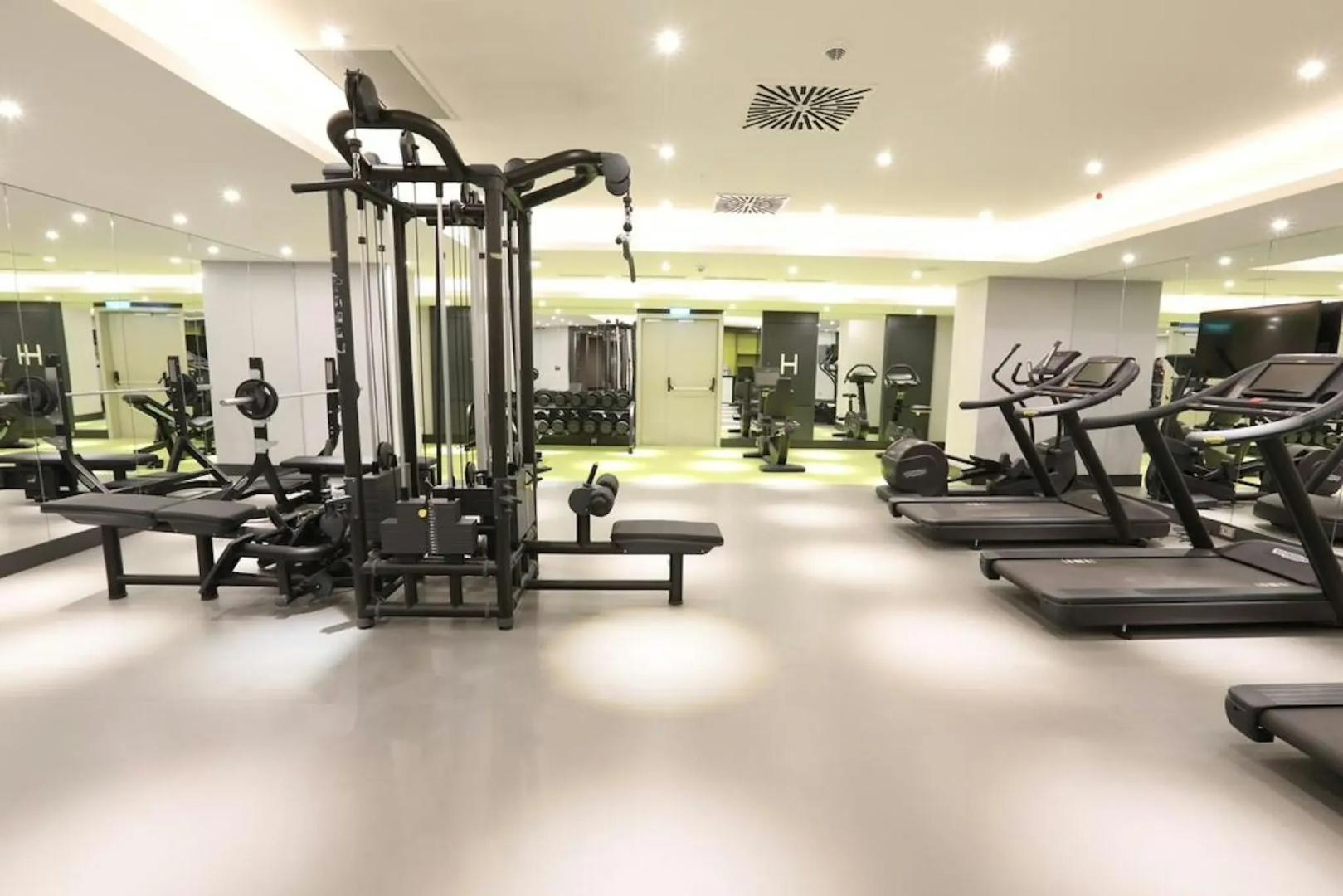 Photo - Limak Skopje Luxury Hotel