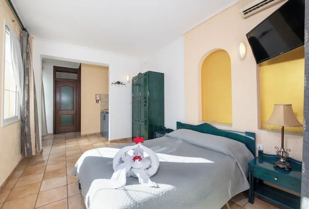 Photo - Castle Suites Hotel