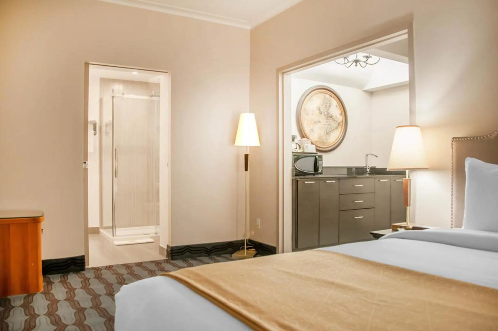 Foto - Empire Suites