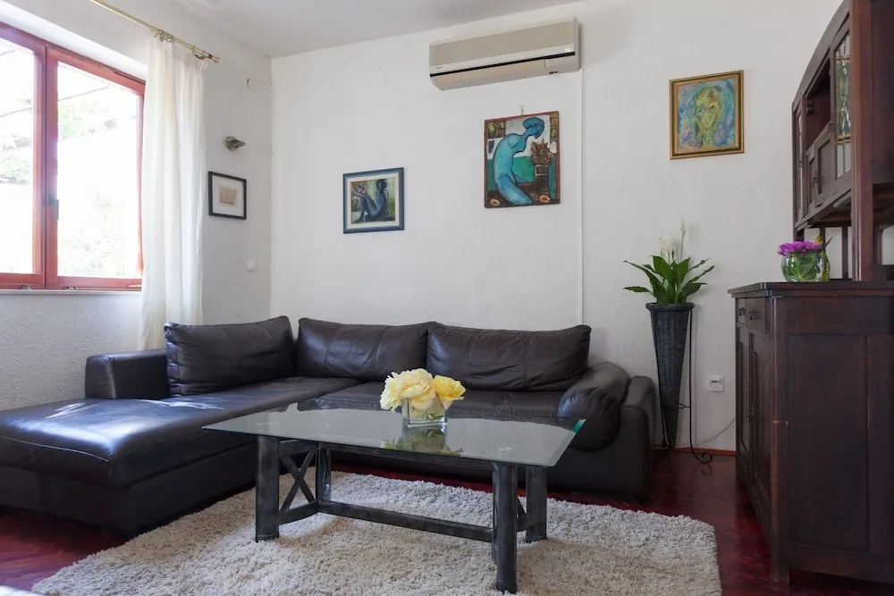 Photo - Hedera Estate, Villa Hedera