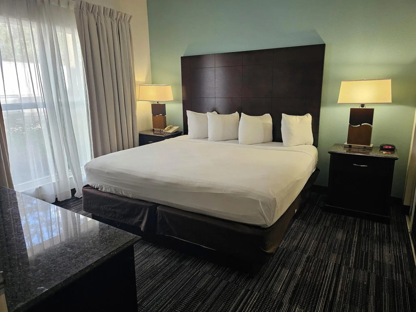 Foto - SureStay Plus by Best Western Orlando Lake Buena Vista