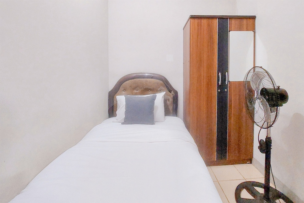 Good and Homey 2BR Apartment Serpong Greenview