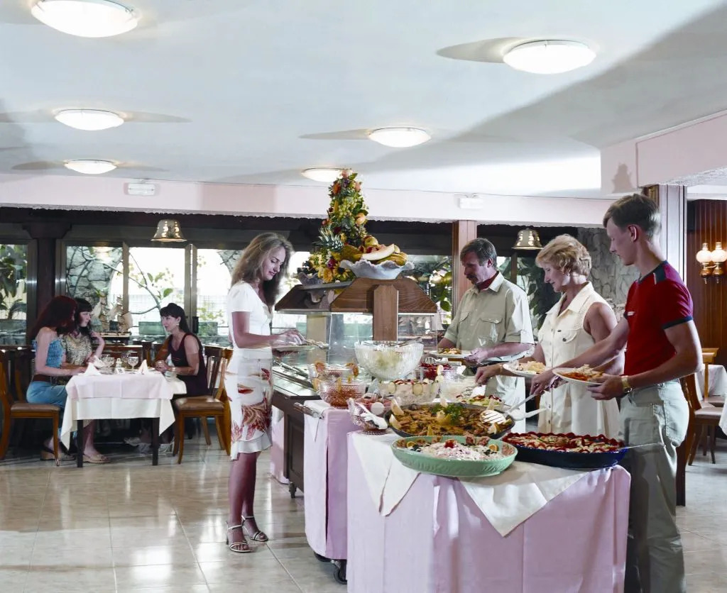 Photo - Vintage Hotel Mercedes