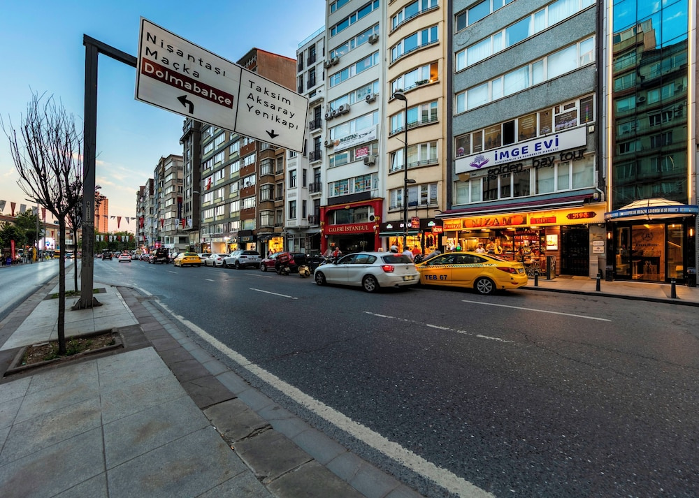 Photo - Felix Hotel