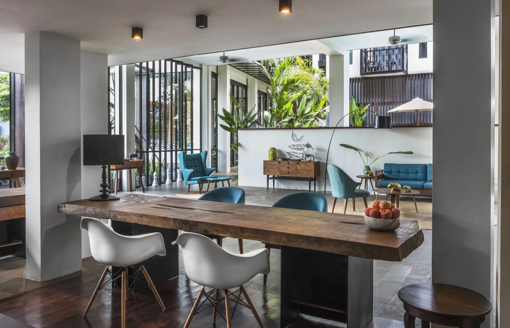 Photo - The Aviary Hotel