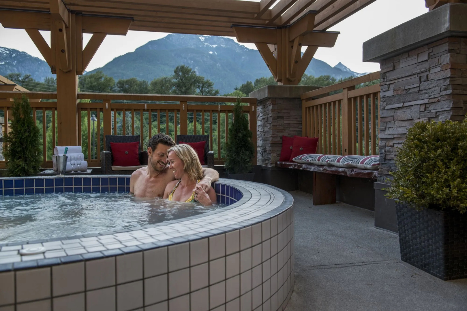 Photo - Executive Suites Hotel and Resort, Squamish