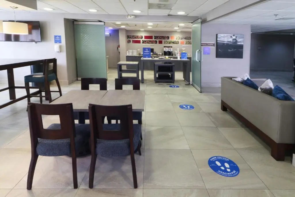 Foto - Hampton Inn by Hilton Monterrey-Airport