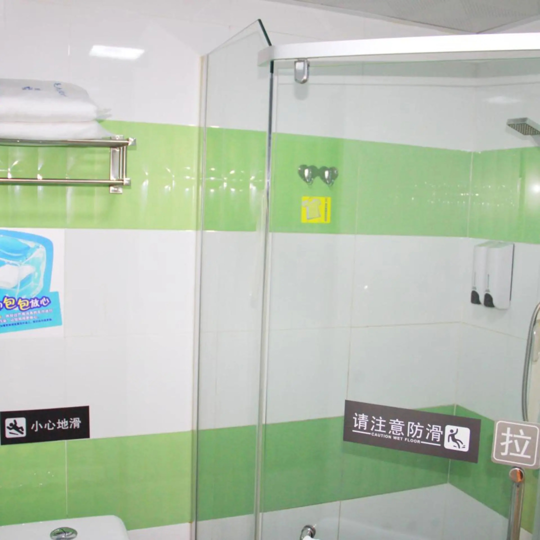 Photo - 7 Days Inn Shenzhen Luohu Port East Gate Subway Station Branch