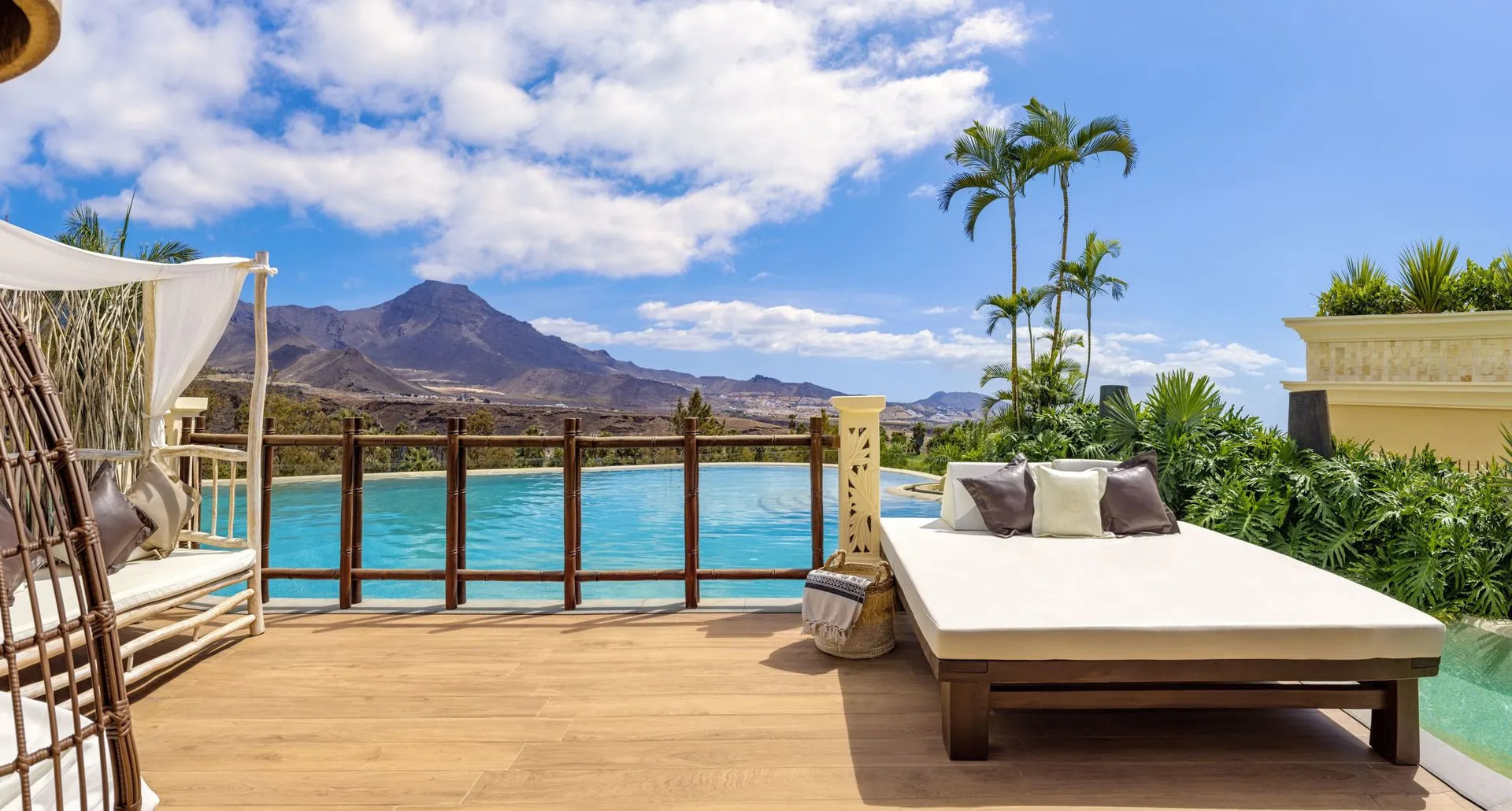 Photo - Royal River, Luxury Hotel - Adults Only