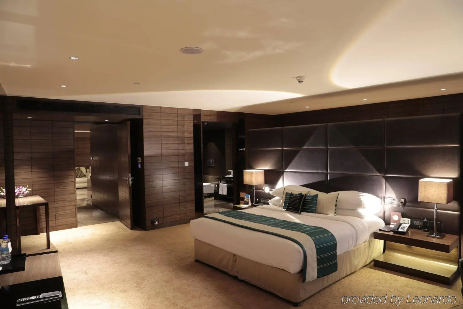 Photo - Hotel Sahara Star