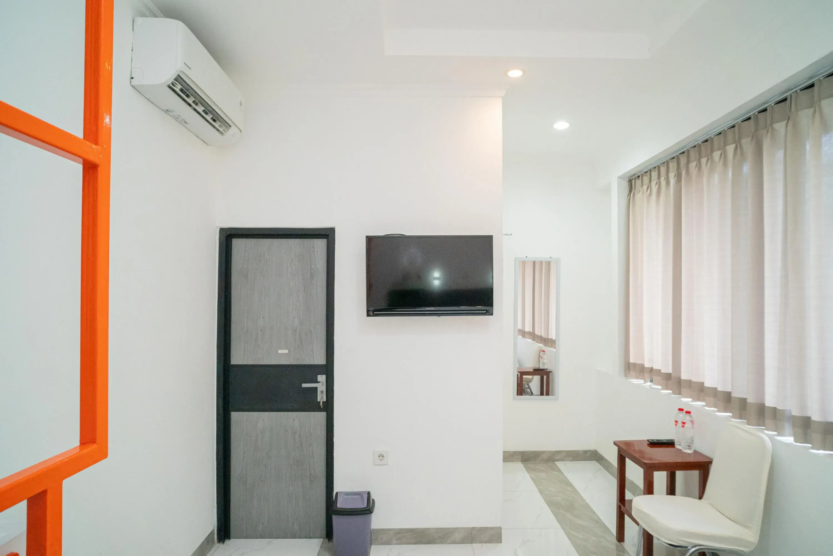 Foto - RedDoorz Near Stasiun Senen