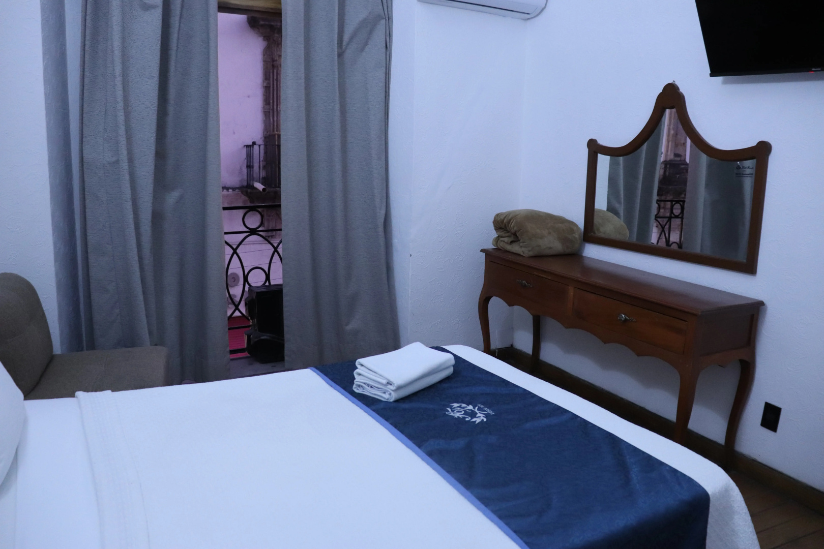 Photo - Hotel Frances