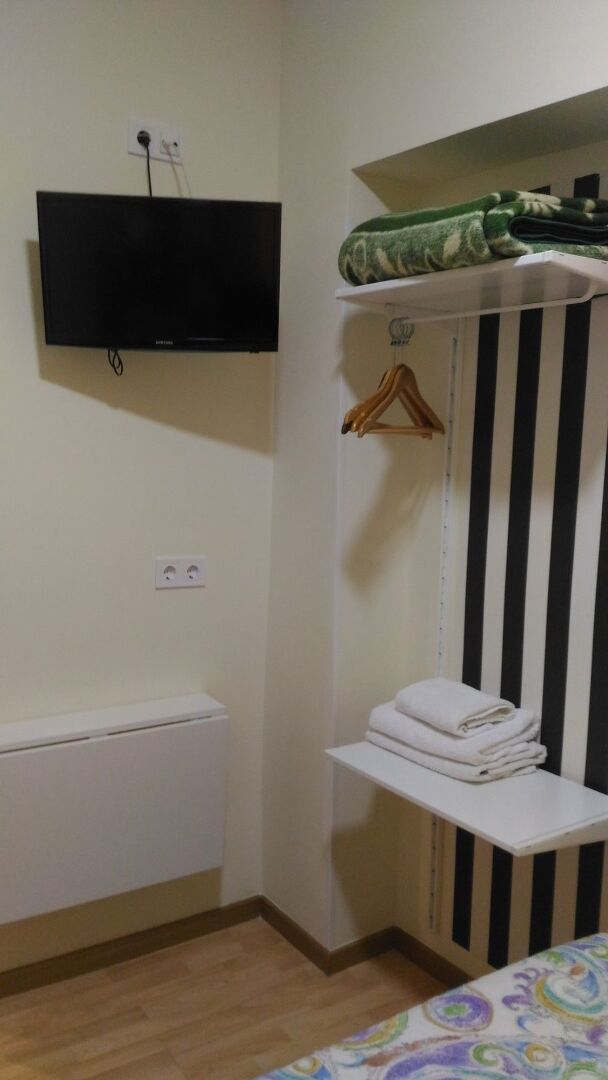 Photo - Hostal JQ Madrid 1