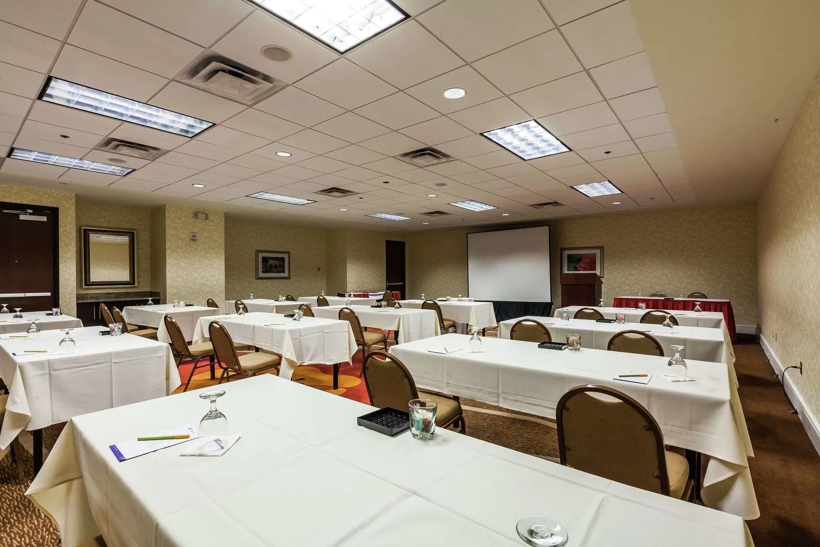 Photo - DoubleTree by Hilton Phoenix Midtown