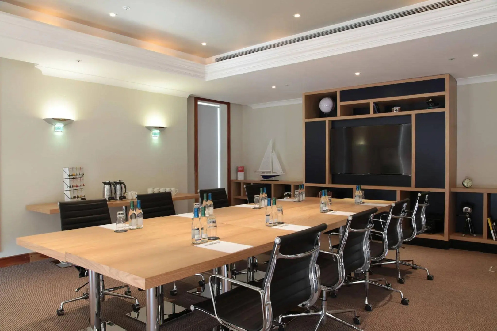 Photo - B&B HOTEL London Heathrow