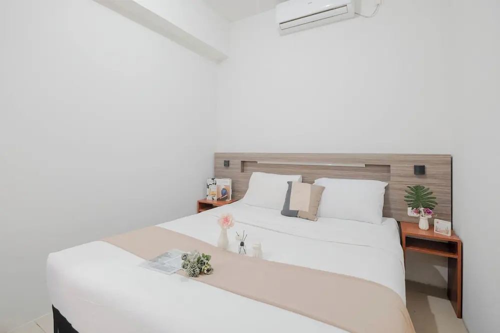 Warm And Comfy 2Br Apartment At Vittoria Residence