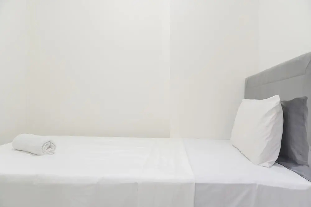 Comfy Stay 2BR at Podomoro Golf View Apartment