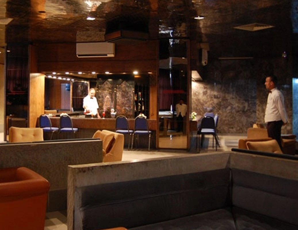 Photo - Hotel Diplomat