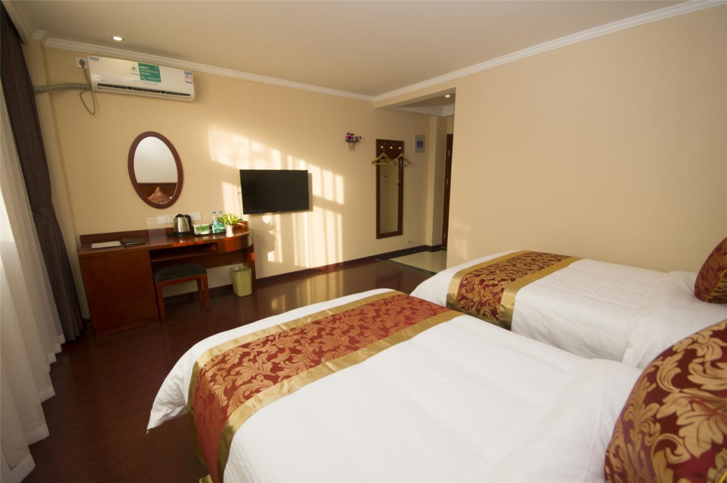 GreenTree Inn Zibo Zichuan District Flyover Business Hotel