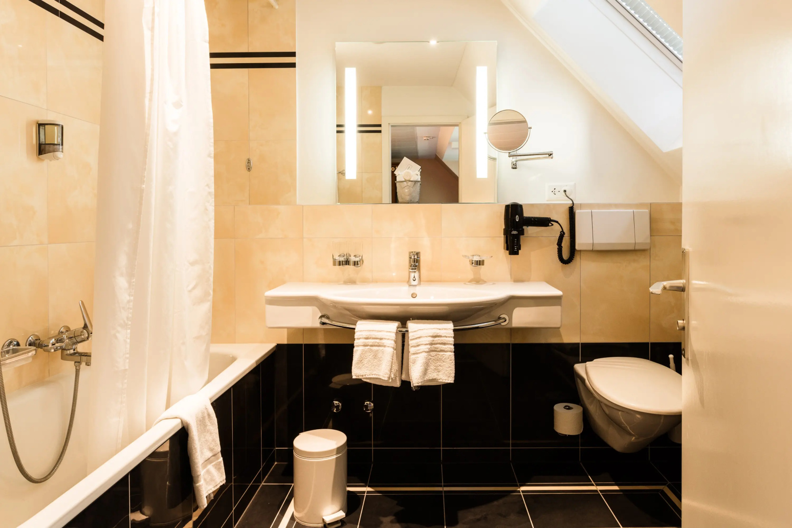 Photo - Engimatt City & Garden Hotel
